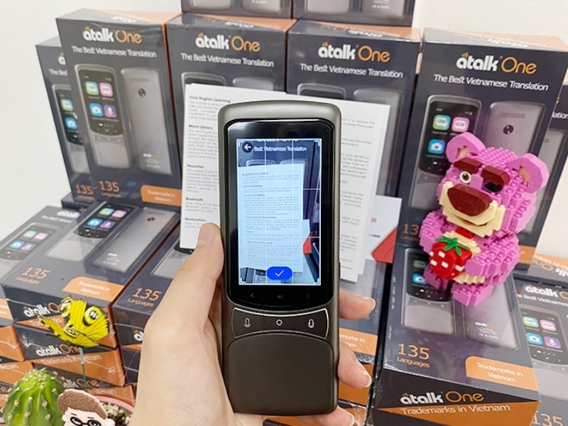 Máy Dịch Ngôn Ngữ Cầm Tay ATalk One - Dịch Offline Tiếng Việt Không Cần Mạng